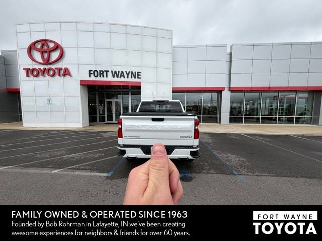 Used 2019 Chevrolet Silverado 1500 High Country w/ High Country Premium Package AWD/4WD image 7