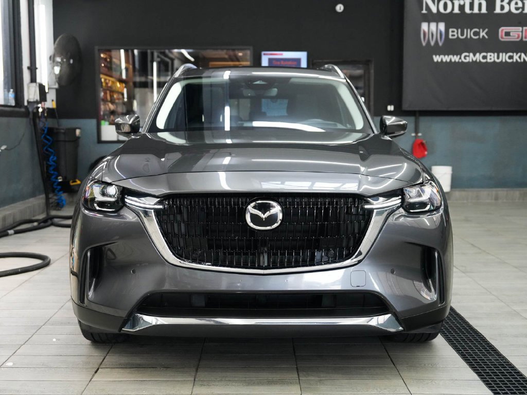 Used 2024 MAZDA CX-90 Plug-In Hybrid w/ Premium Pkg AWD/4WD image 2