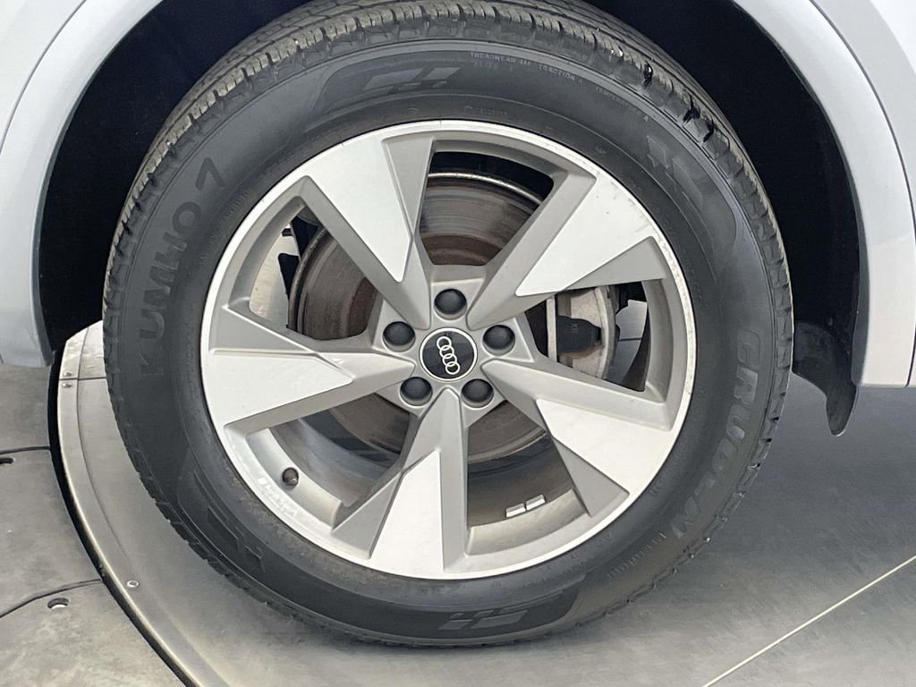 Certified 2023 Audi Q5 Prestige w/ Prestige Package image 13
