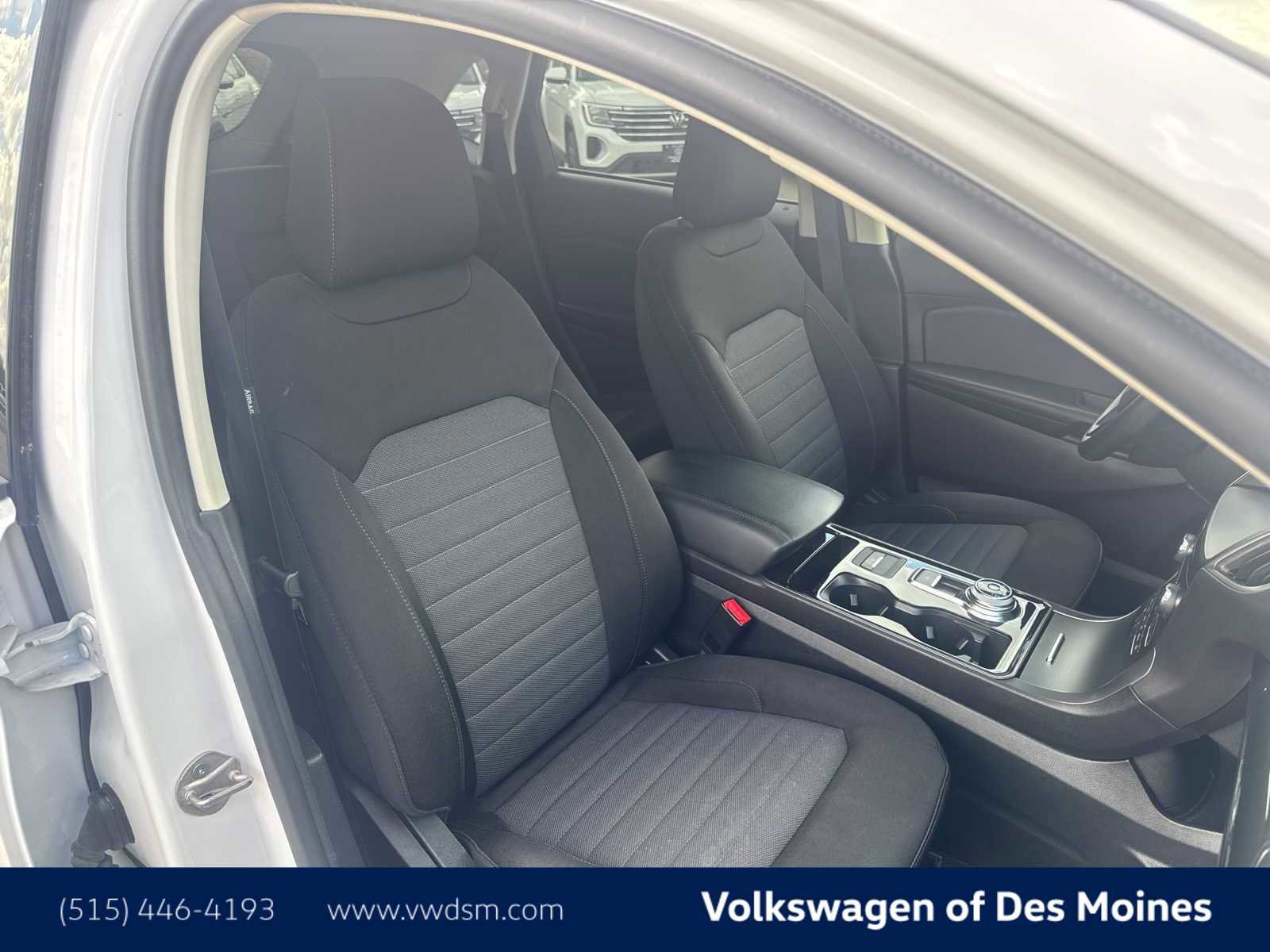 Used 2020 Ford Edge SE image 14