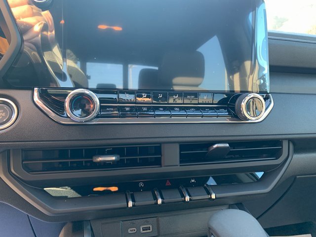 New 2026 Chevrolet Colorado Trail Boss image 11