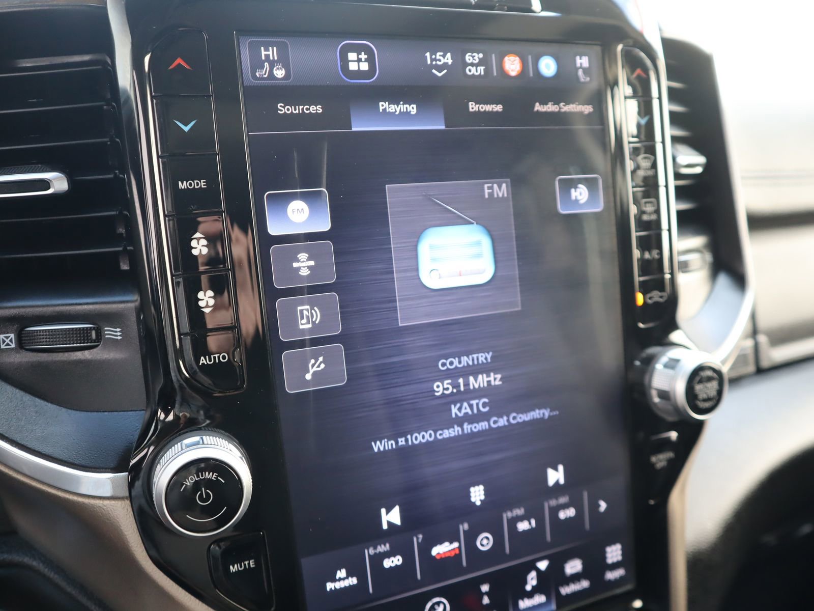 Used 2024 RAM 2500 Laramie w/ Cold Weather Group image 50