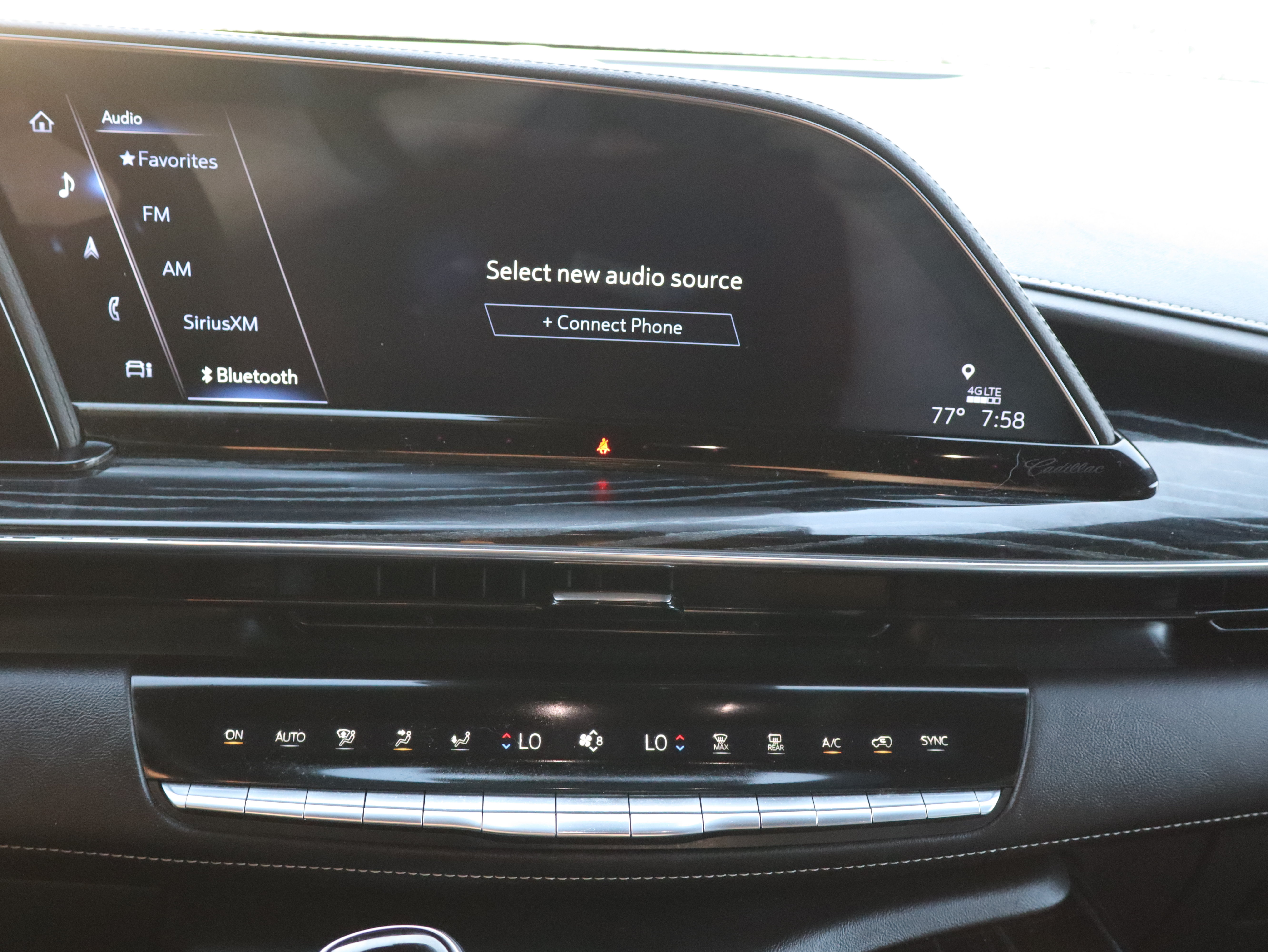 Certified 2022 Cadillac Escalade Sport RWD image 33