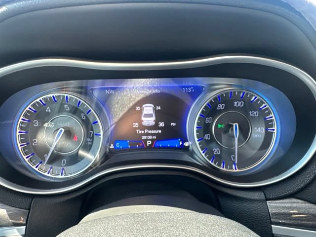 Certified 2021 Chrysler 300 Touring L RWD image 19