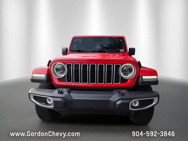 Used 2025 Jeep Wrangler Unlimited Sahara AWD/4WD image 9