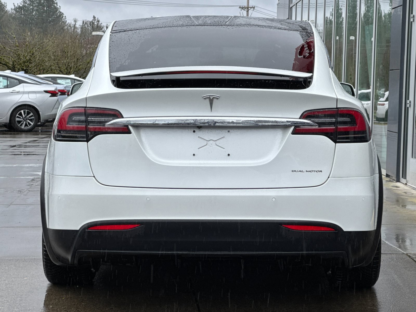 Used 2020 Tesla Model X Long Range image 4