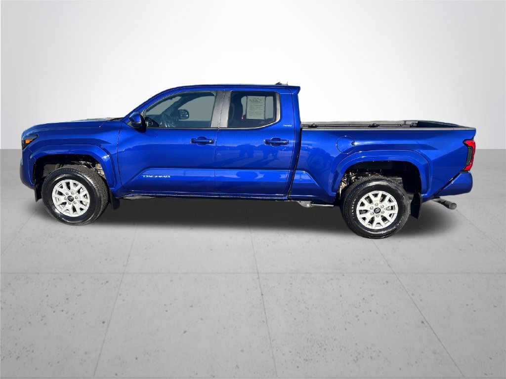 Certified 2024 Toyota Tacoma SR5 AWD/4WD image 11