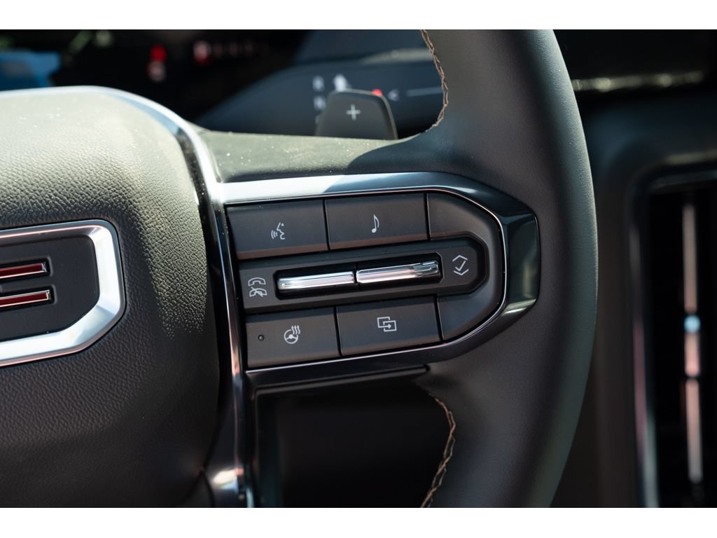 New 2026 GMC Yukon AT4 w/ AT4 Premium Plus Package AWD/4WD image 20