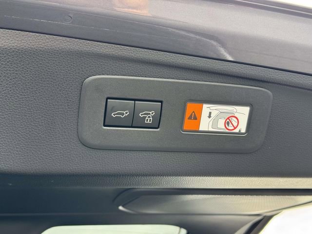 Used 2025 Lexus GX 550 w/ Cold Area Package image 10