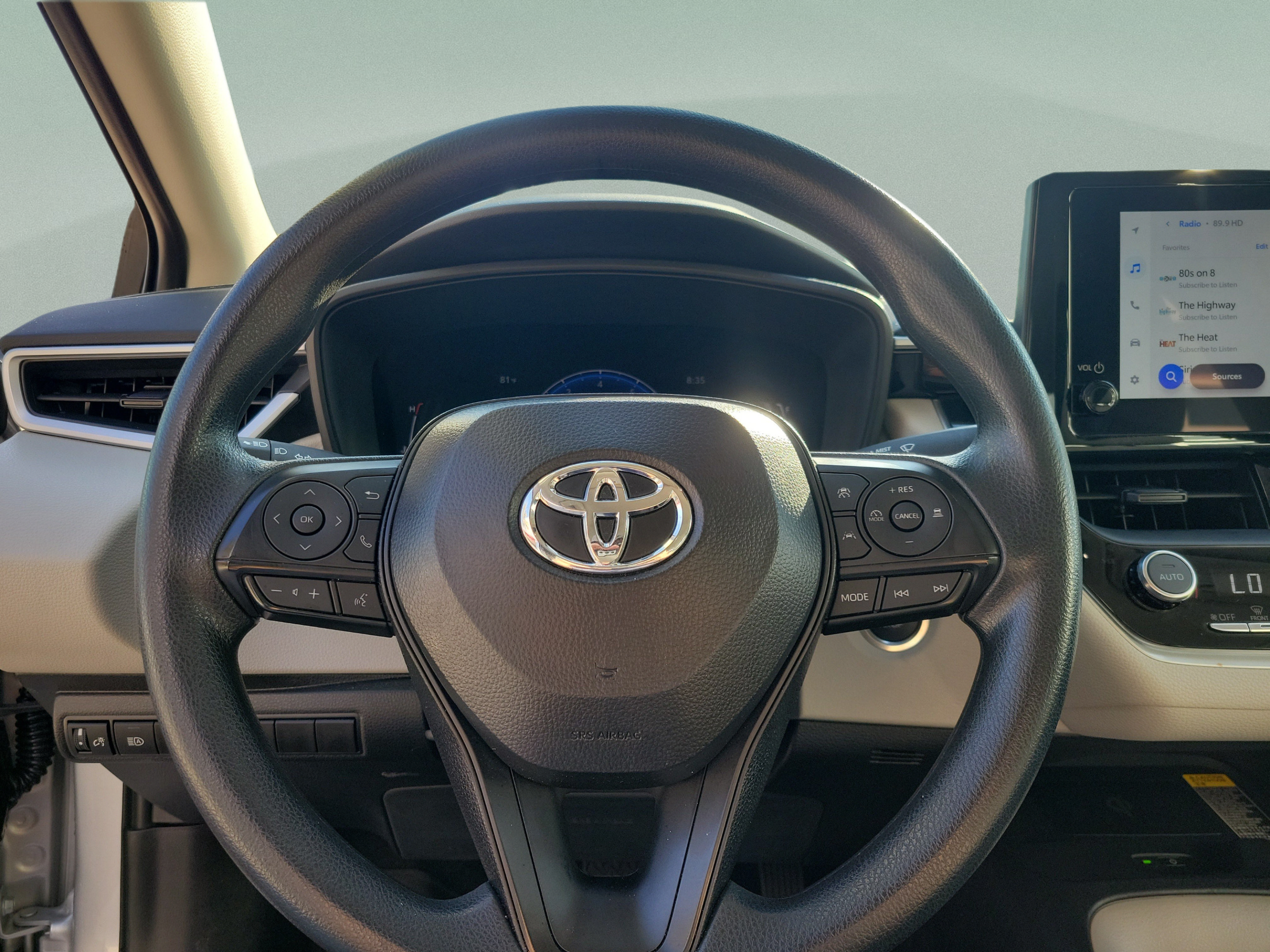 Certified 2026 Toyota Corolla LE w/ LE Premium Package FWD image 9