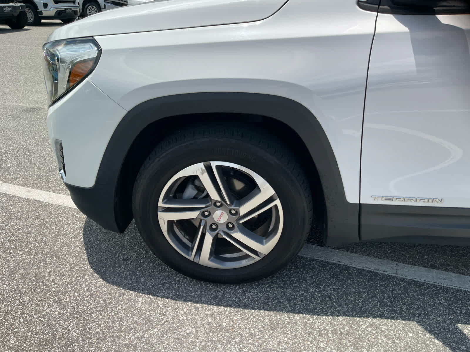 Used 2020 GMC Terrain SLT w/ Preferred Package AWD/4WD image 9