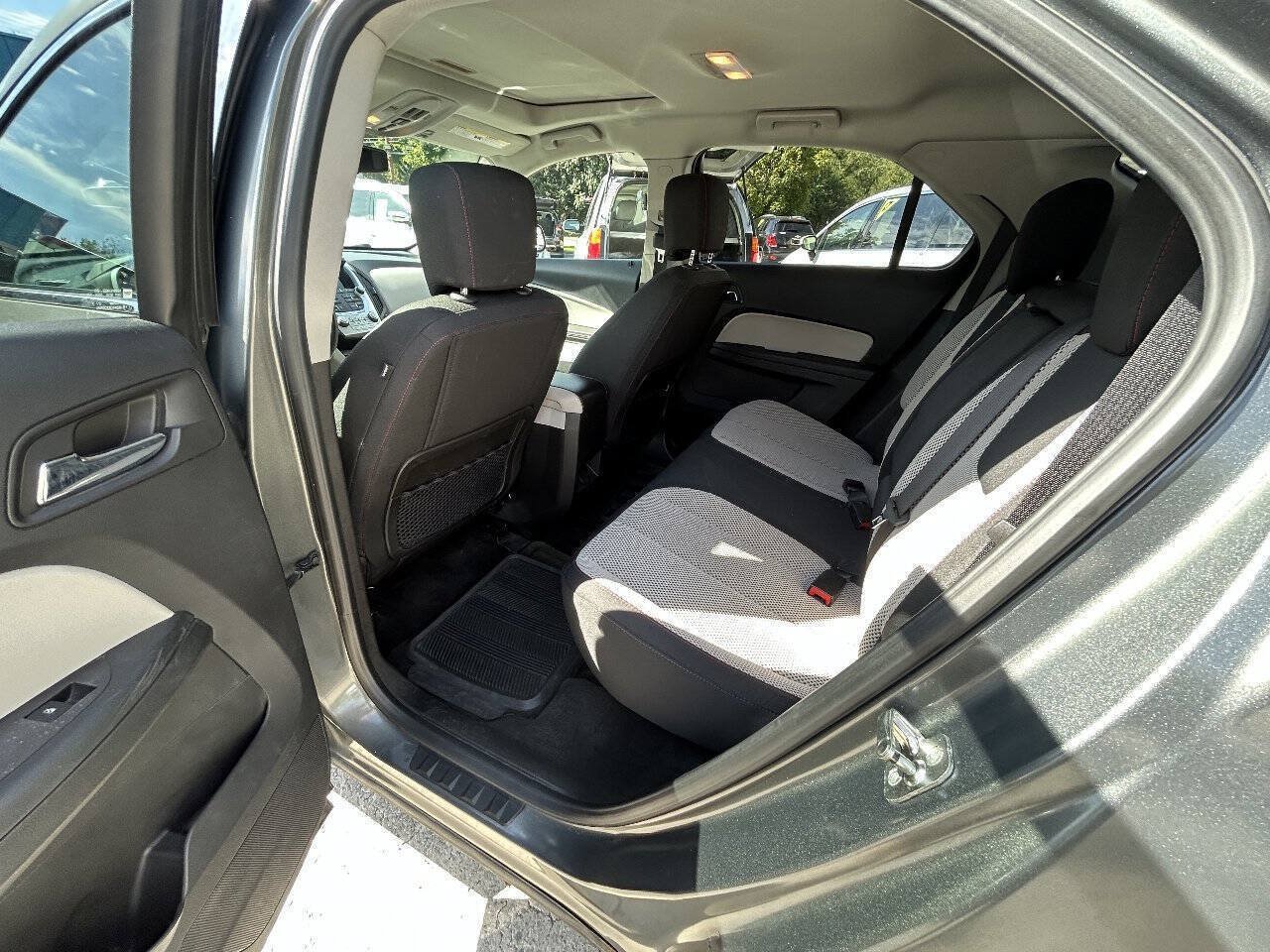 Used 2012 Chevrolet Equinox LT w/ Driver Convenience Package FWD image 7
