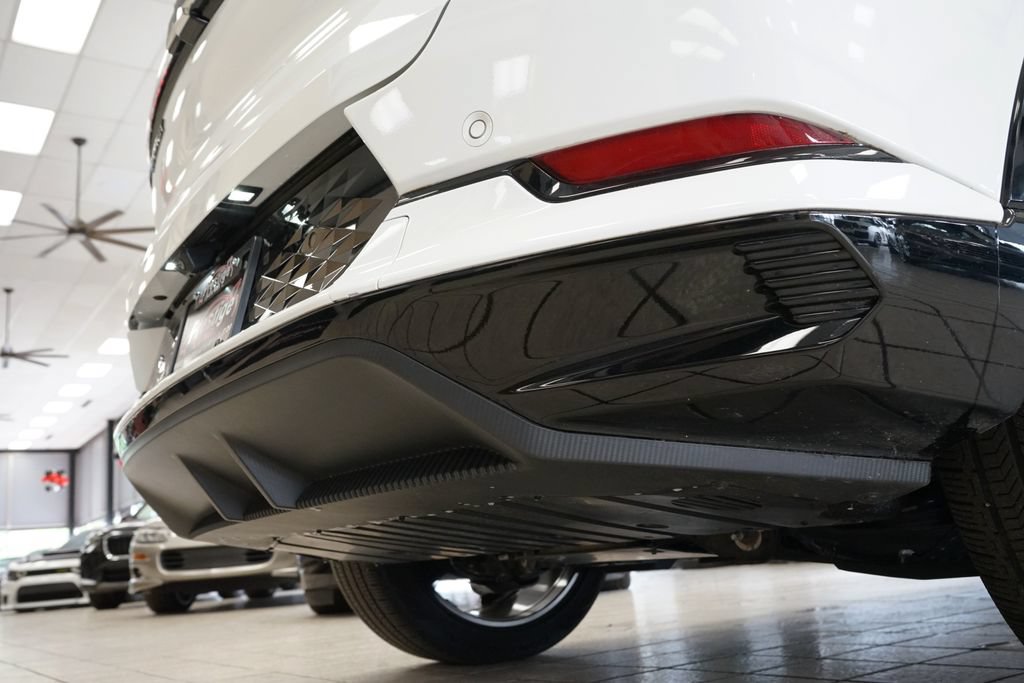 Used 2024 Chevrolet Equinox EV RS FWD image 18