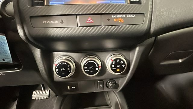 Used 2024 Mitsubishi Outlander Sport ES AWD/4WD image 23