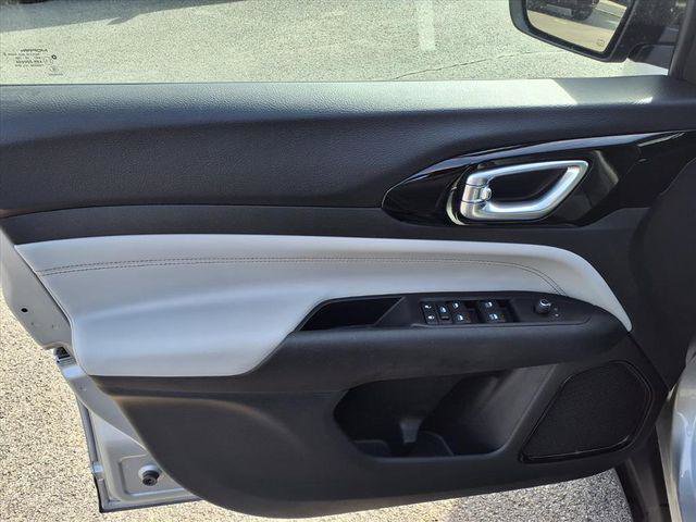 Certified 2022 Jeep Compass Limited image 18