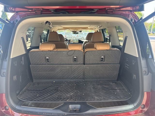 Used 2025 INFINITI QX80 Sensory AWD/4WD image 14