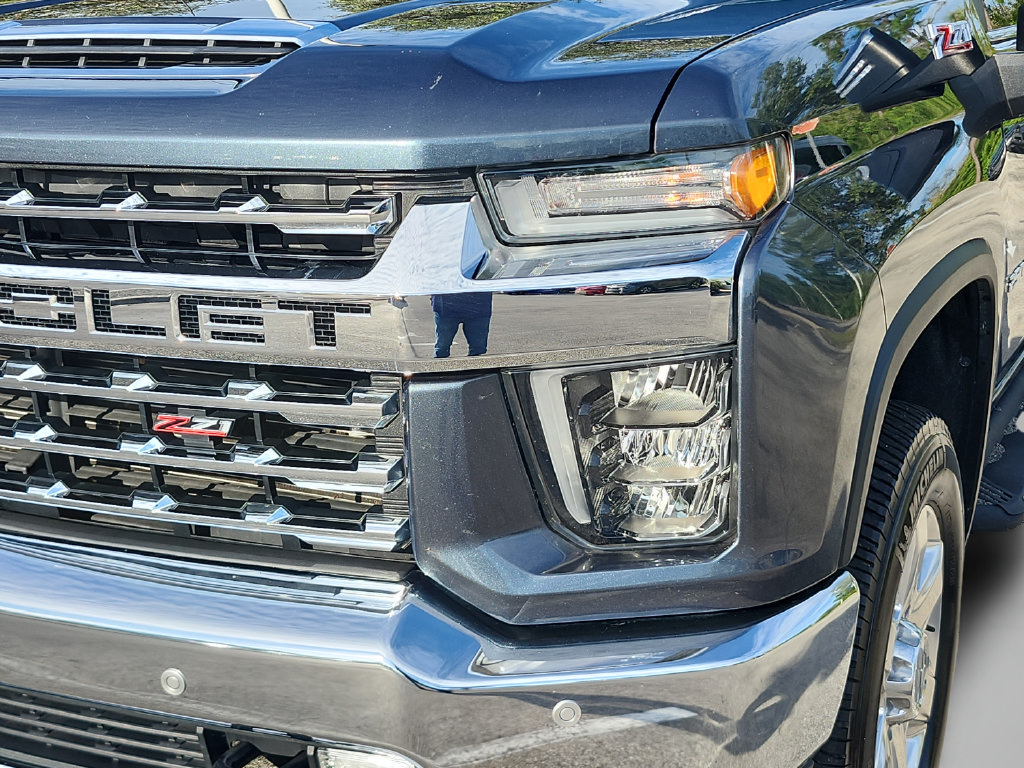 Used 2020 Chevrolet Silverado 2500 LTZ w/ LTZ Premium Package AWD/4WD image 14