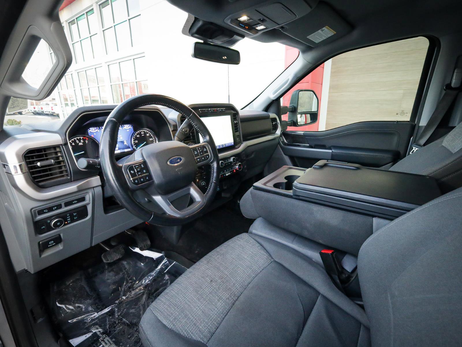 Used 2022 Ford F150 XLT w/ Equipment Group 302A High image 11