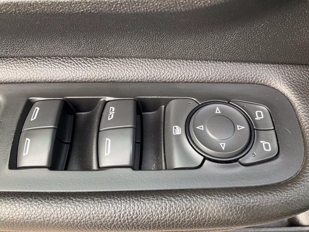 Used 2021 GMC Terrain SLE w/ Driver Convenience Package FWD image 24