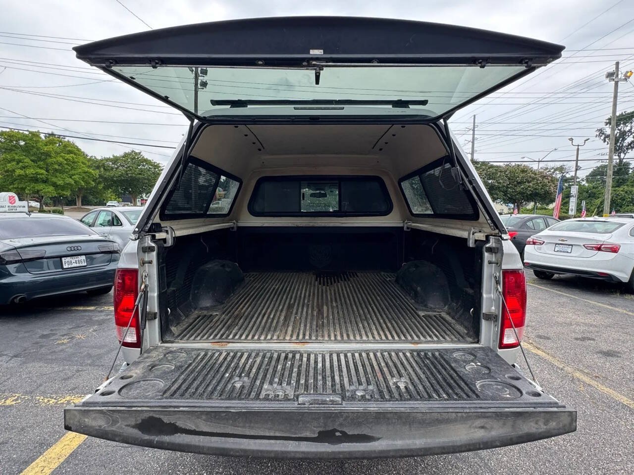 Used 2009 Dodge Ram 1500 Truck SLT w/ Light Group AWD/4WD image 16