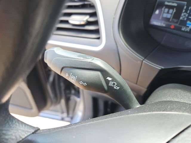 Used 2023 Ford Edge SE AWD/4WD image 24