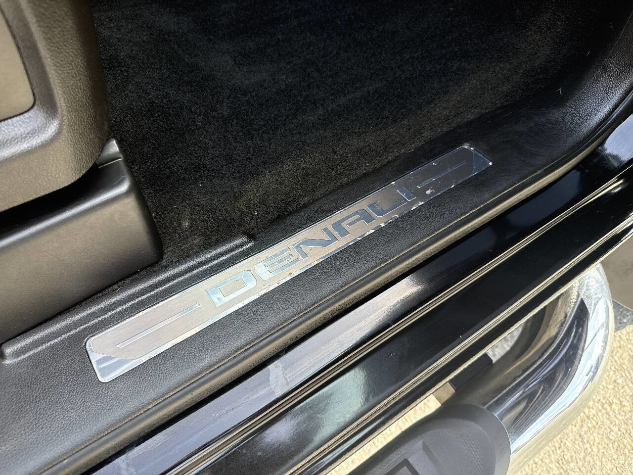 Used 2015 GMC Sierra 3500 Denali image 21