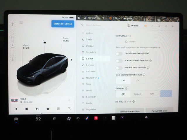 Used 2026 Tesla Model Y Long Range RWD image 40
