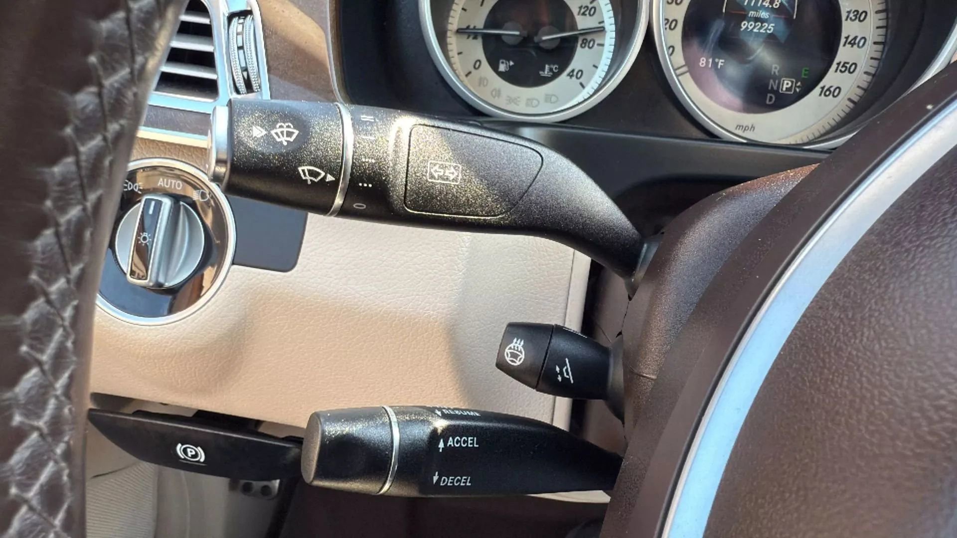 Used 2016 Mercedes-Benz E 350 4MATIC Sedan image 13