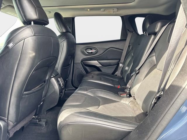 Used 2021 Jeep Cherokee Limited image 12