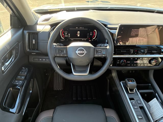 New 2026 Nissan Pathfinder Platinum FWD image 13
