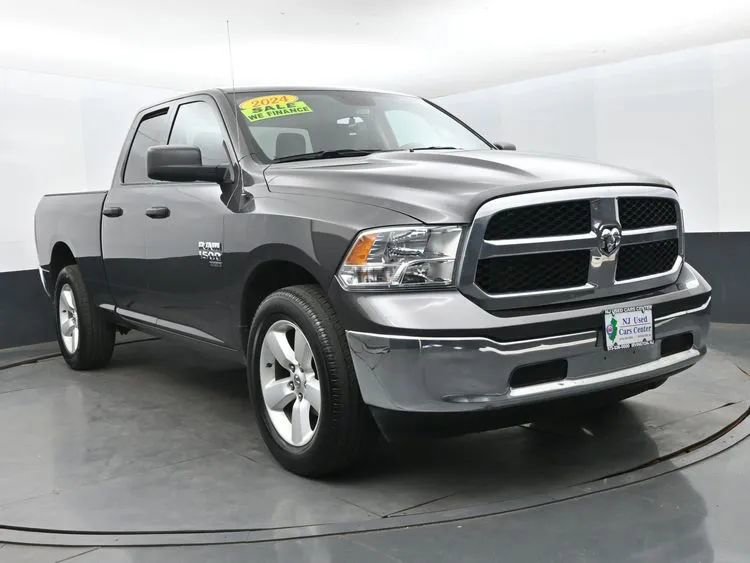 Used 2024 RAM 1500 Classic SLT AWD/4WD image 2