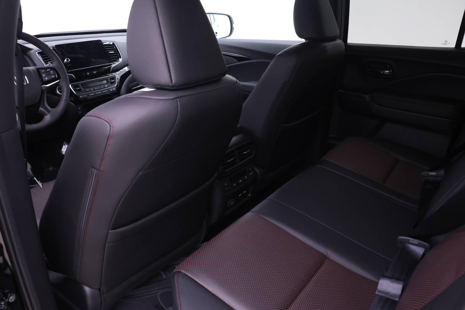 New 2026 Honda Ridgeline Black Edition image 11