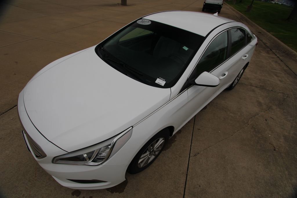 Used 2017 Hyundai Sonata SE image 16