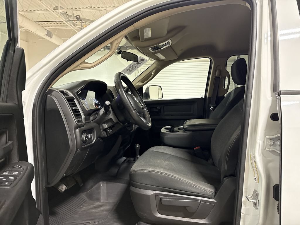 Used 2020 RAM 3500 Tradesman AWD/4WD image 19