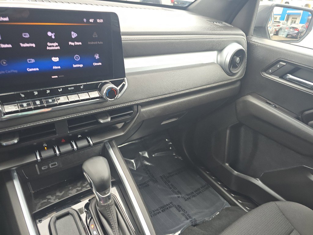 Used 2025 Chevrolet Colorado LT image 31