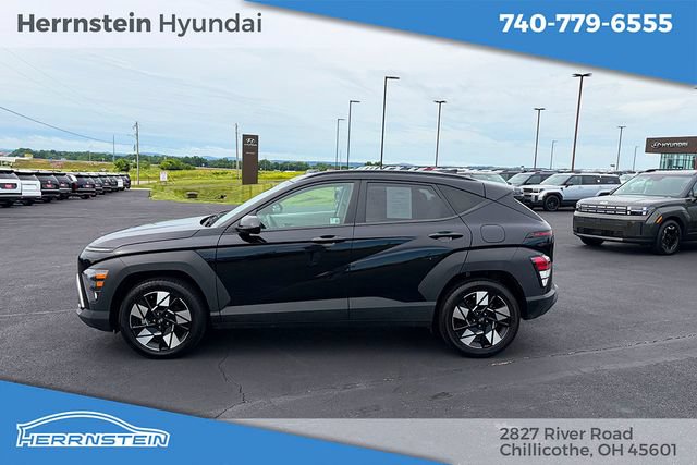 Used 2024 Hyundai Kona SEL FWD image 4
