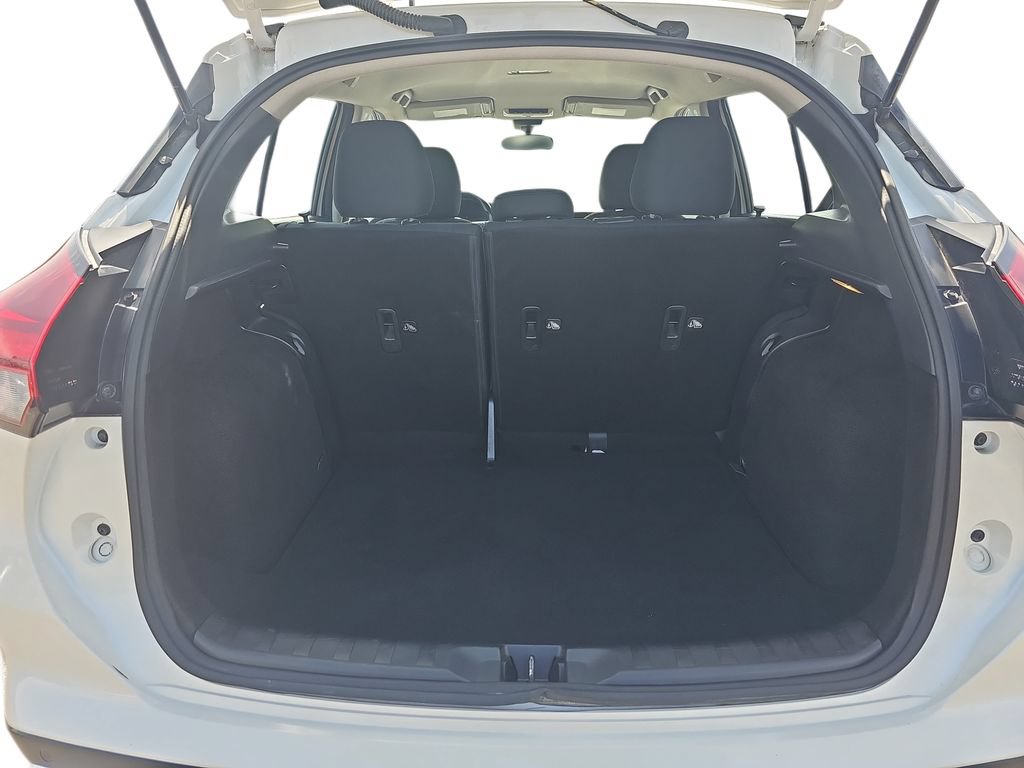 Used 2022 Nissan Kicks SV FWD image 27