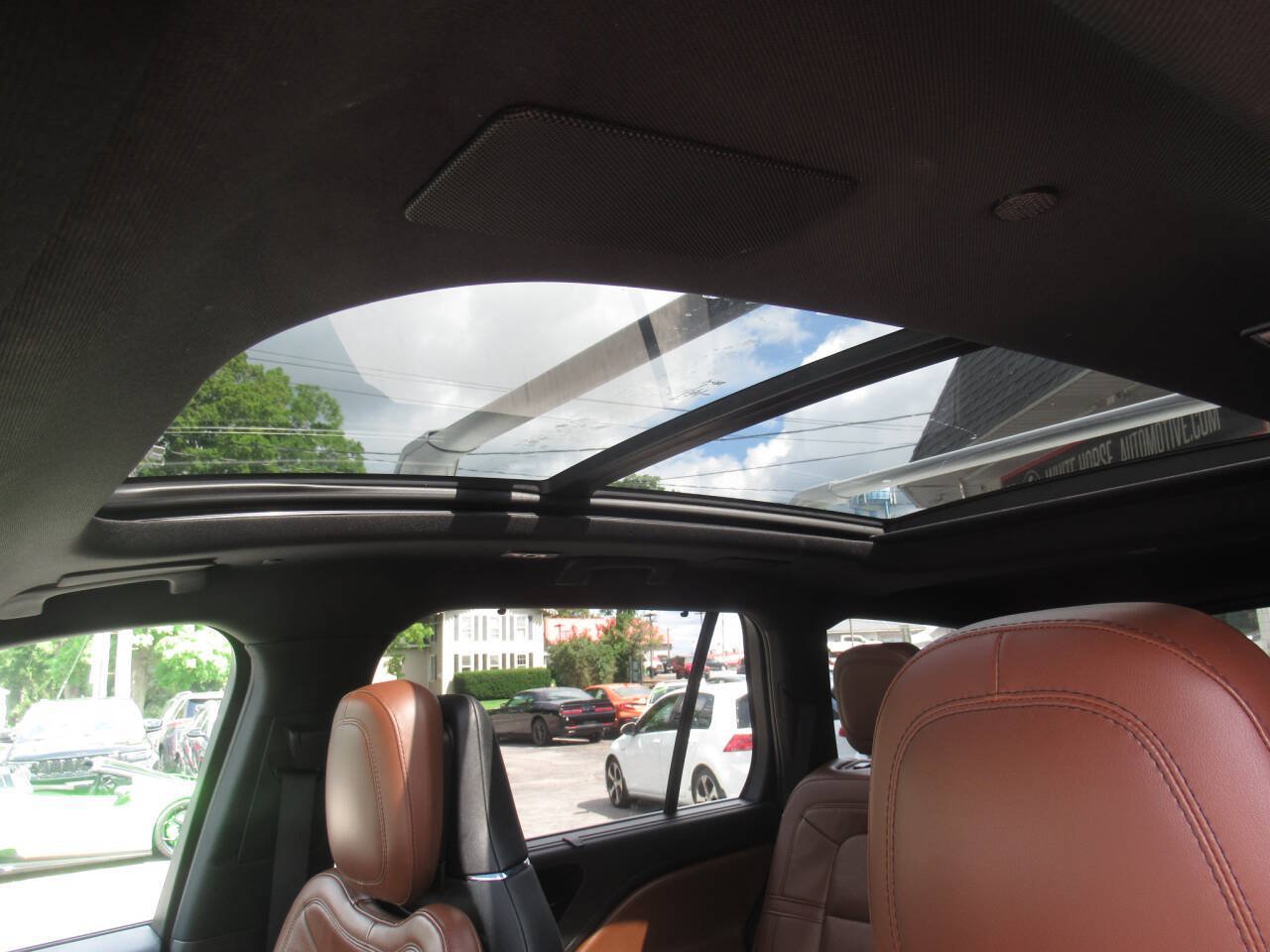 Used 2021 Lincoln Aviator Reserve w/ Equipment Group 208A AWD/4WD image 31