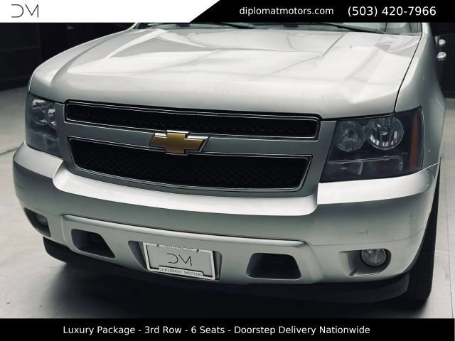 Used 2010 Chevrolet Tahoe LT w/ Luxury Package AWD/4WD image 14