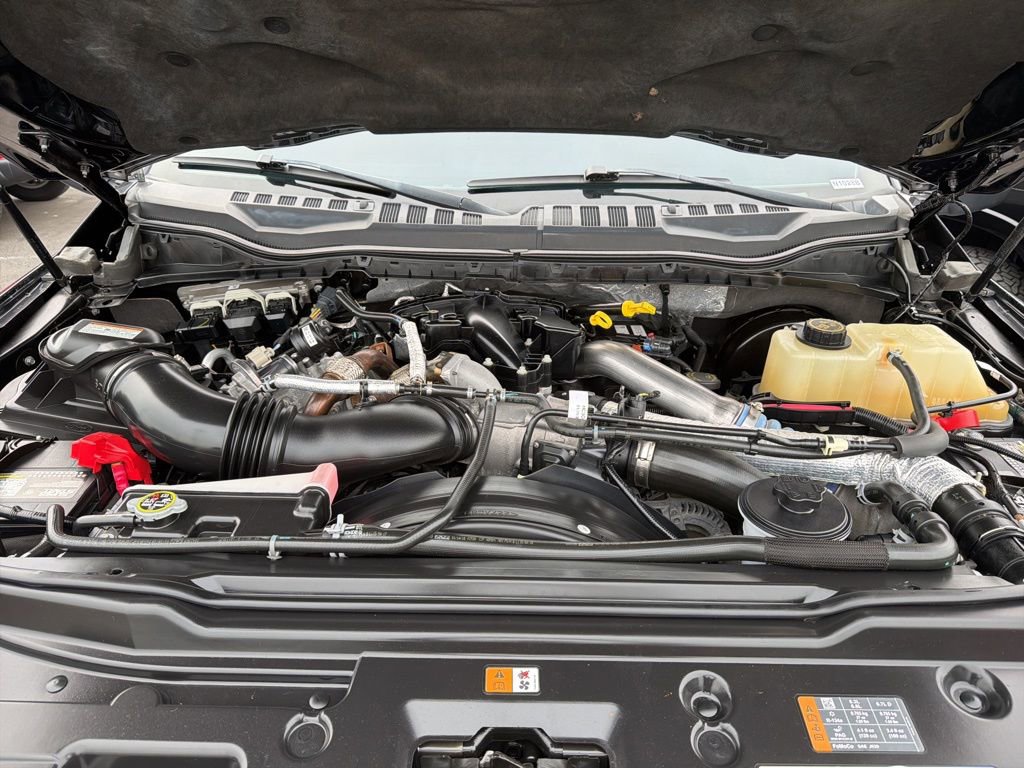 Used 2018 Ford F250 Platinum w/ FX4 Off-Road Package image 10