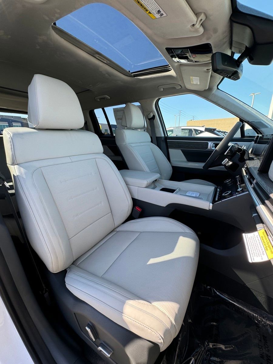 New 2026 Hyundai Santa Fe Calligraphy AWD/4WD image 13