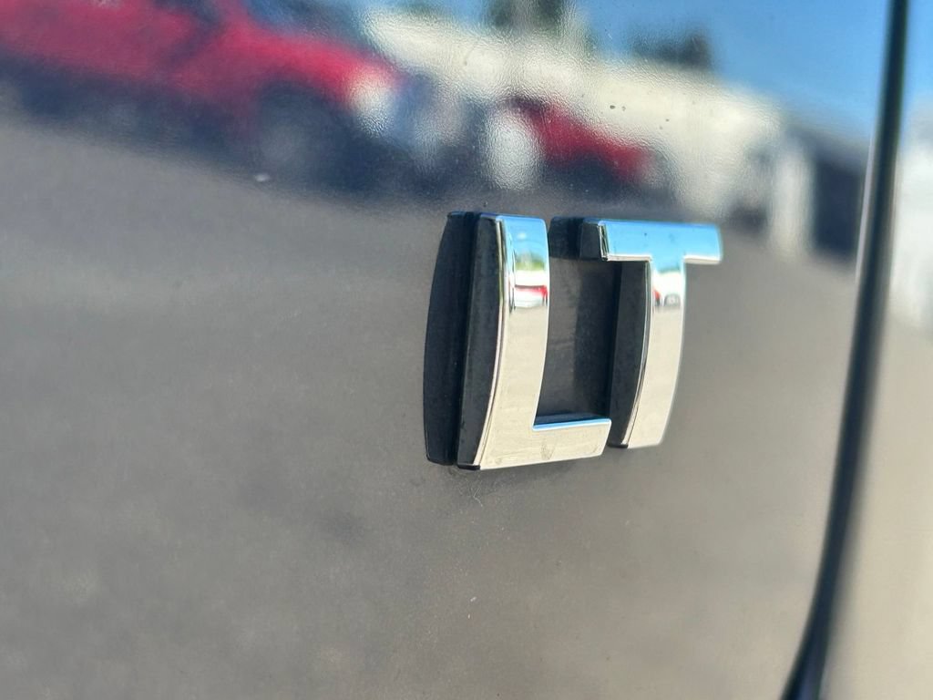 Used 2018 Chevrolet Equinox LT FWD image 10