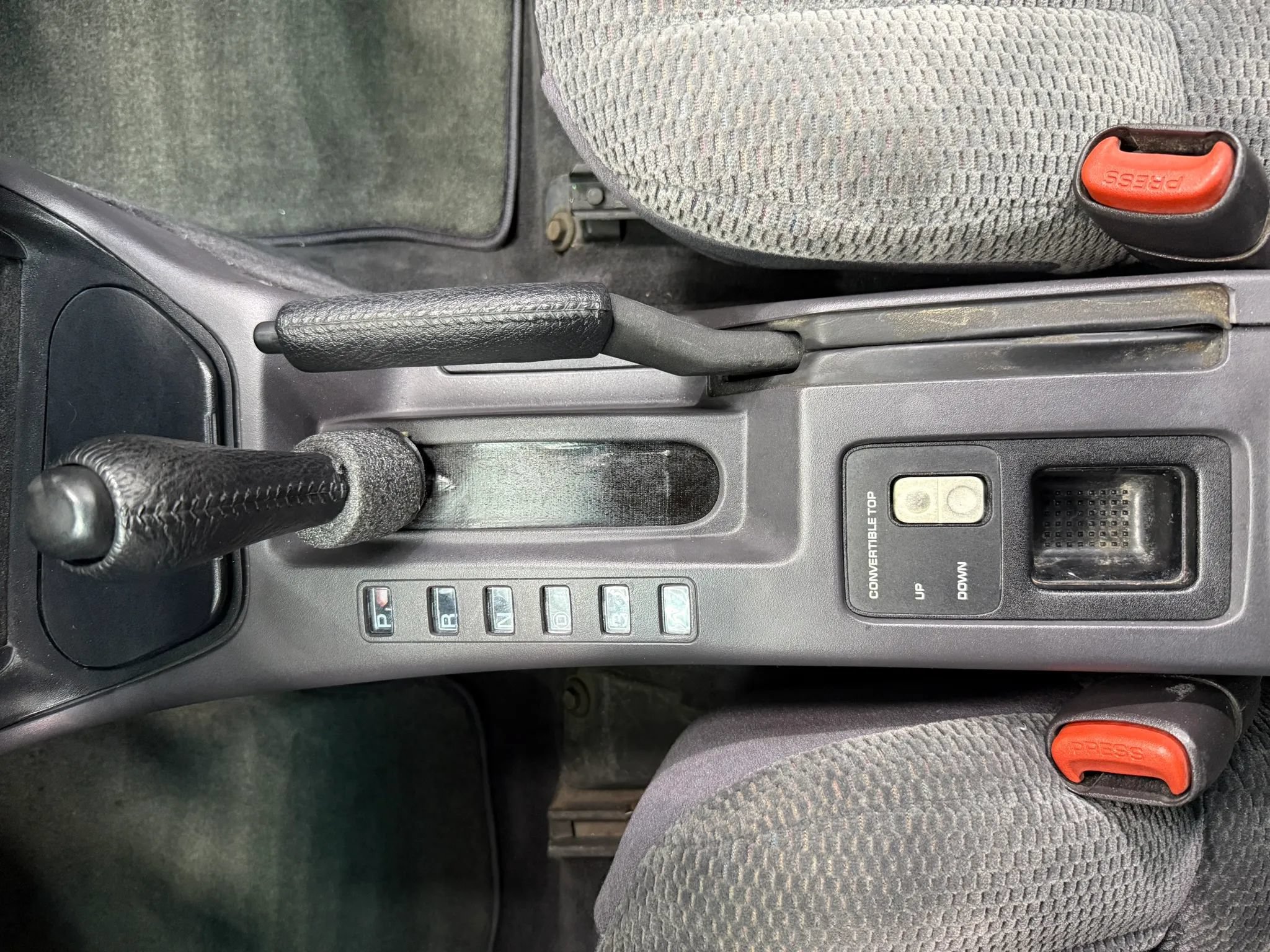 Used 1994 Chrysler LeBaron GTC FWD image 33