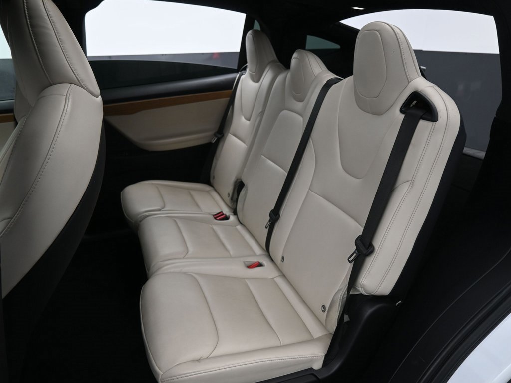 Used 2021 Tesla Model X Long Range image 28