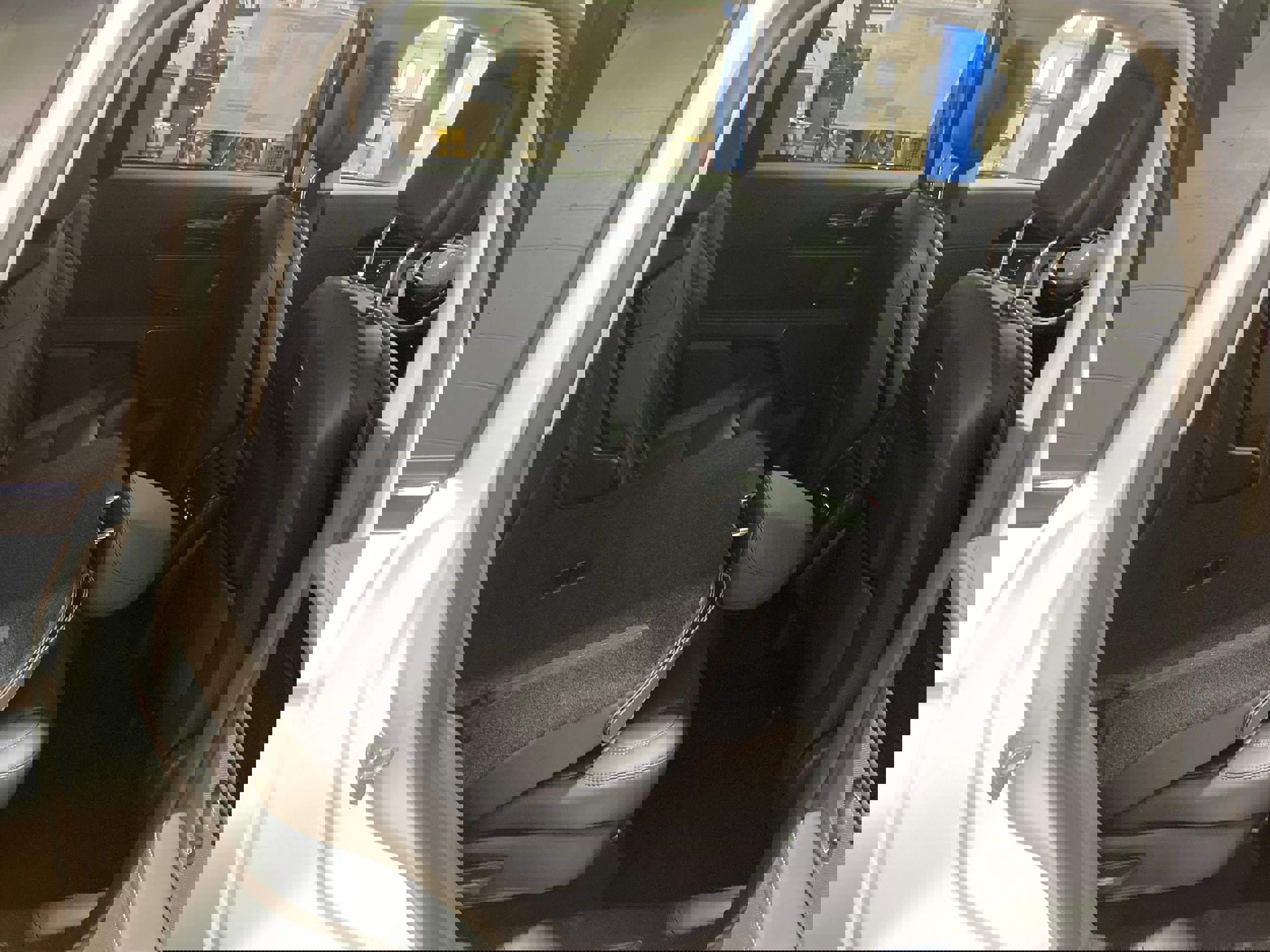 Used 2026 Lincoln Nautilus Premier w/ Equipment Group 102A image 8