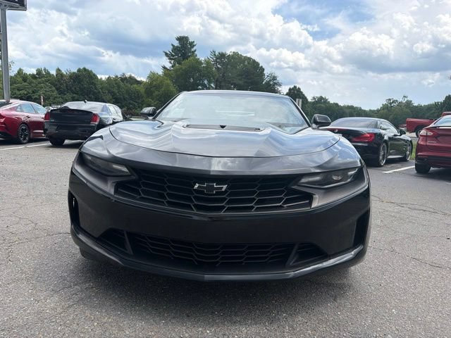 Used 2022 Chevrolet Camaro LT w/ Technology Package RWD image 8