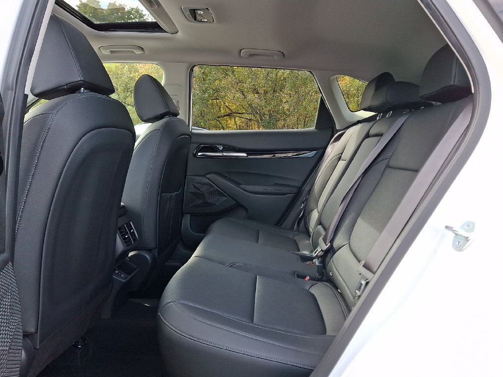Certified 2024 Kia Seltos EX AWD/4WD image 11