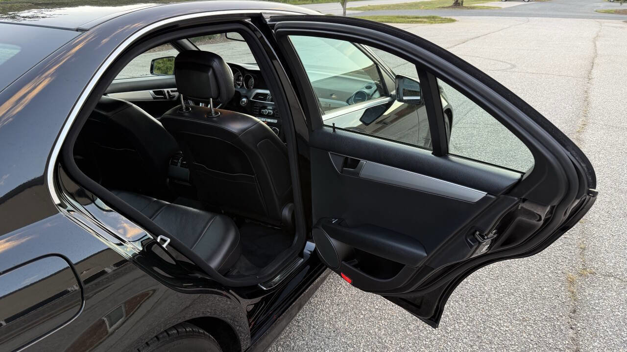 Used 2013 Mercedes-Benz C 250 Sedan w/ Premium 1 Pkg image 15