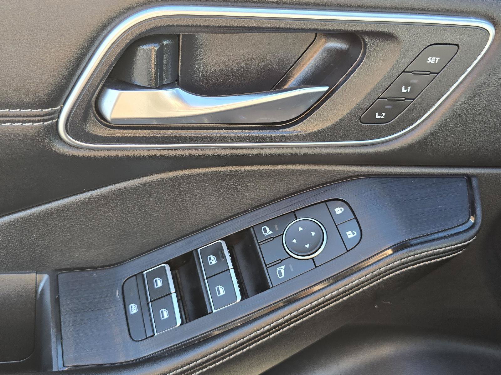 Used 2021 Nissan Rogue Platinum AWD/4WD image 19