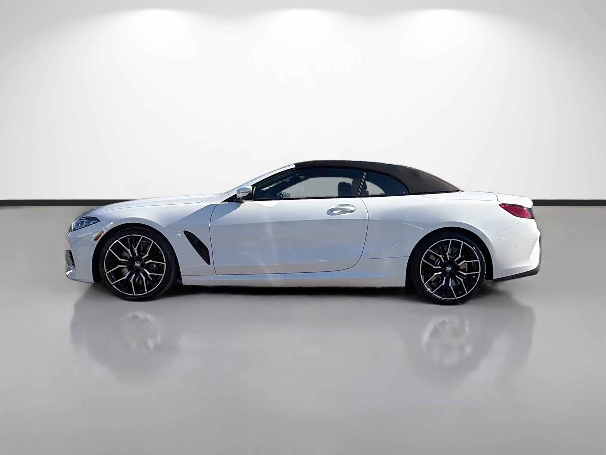 Used 2026 BMW 840i Convertible RWD image 6